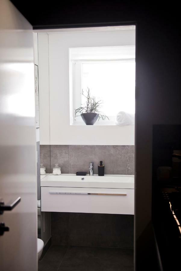 Apartament Powisle With Balcony Varsovie Extérieur photo